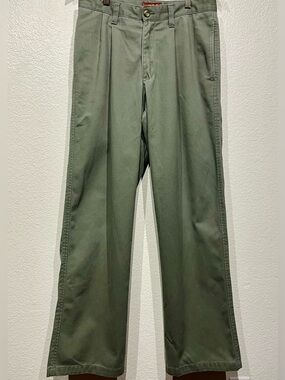 Vintage Eddie Bauer Olive Green Pleated Pants - Size 31Wx32L (Men’s)